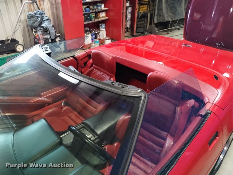 image for item LN9950 1991 Chevrolet Corvette  convertible