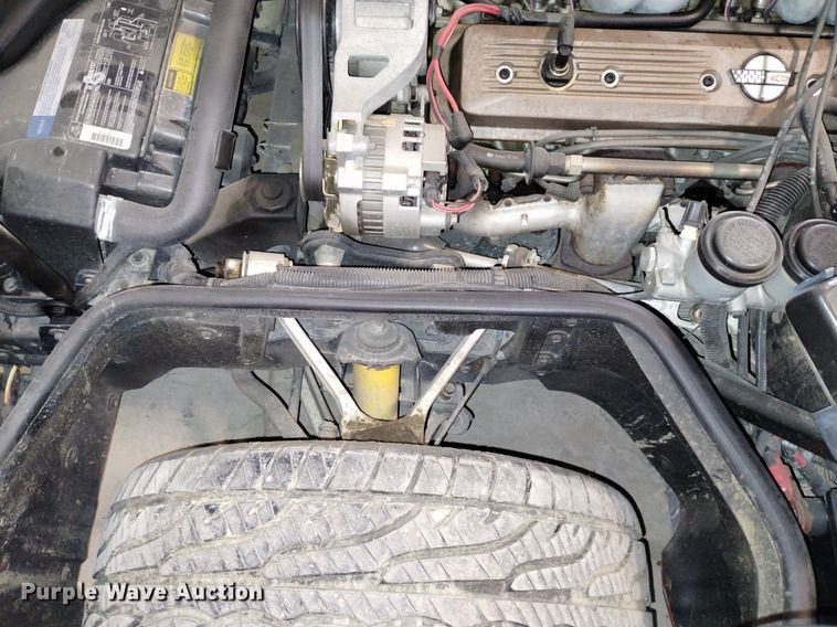 image for item LN9950 1991 Chevrolet Corvette  convertible