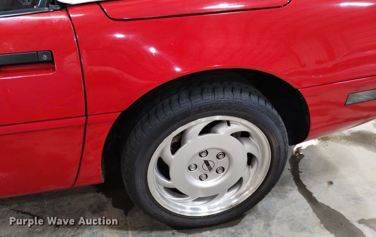 image for item LN9950 1991 Chevrolet Corvette  convertible