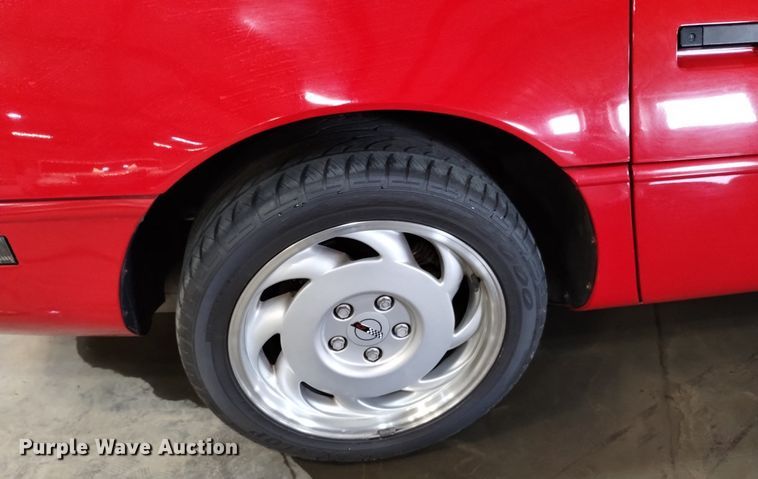 image for item LN9950 1991 Chevrolet Corvette  convertible