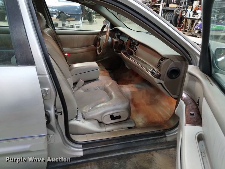 image for item LN9951 2004 Buick Park Avenue  