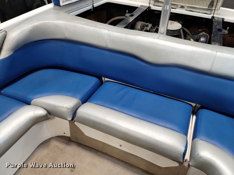 image for item LN9952 2001 Mastercraft 230VRS Wakeboard Edition  boat