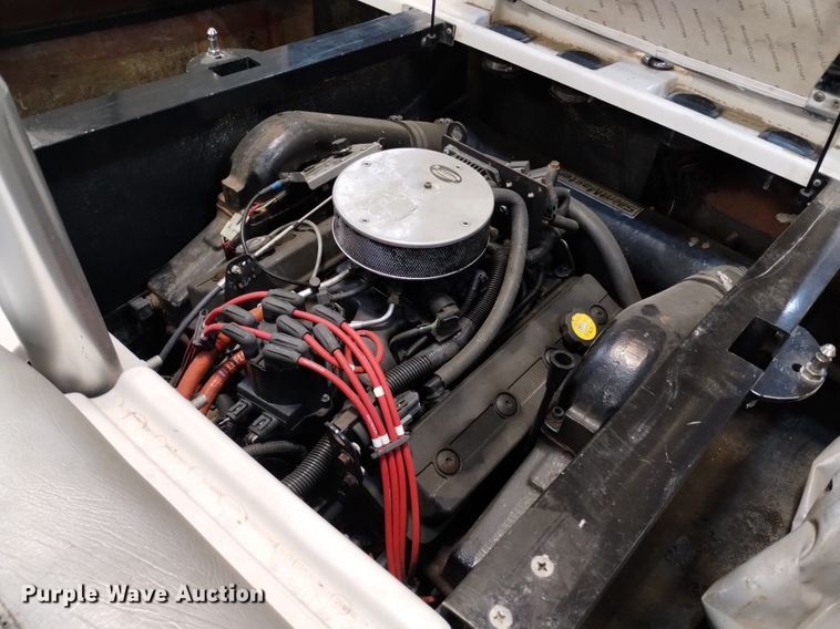 image for item LN9952 2001 Mastercraft 230VRS Wakeboard Edition  boat