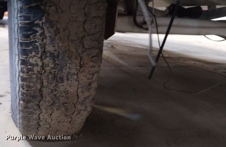 image for item LN9952 2001 Mastercraft 230VRS Wakeboard Edition  boat