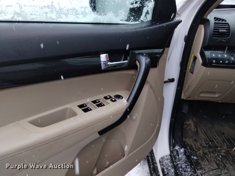 image for item LN9963 2011 Kia Sorento EX SUV