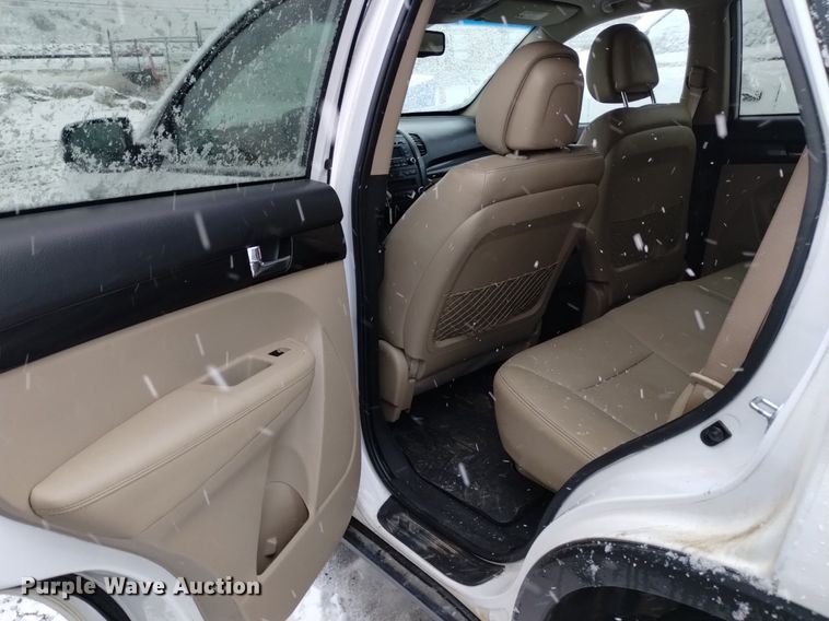 image for item LN9963 2011 Kia Sorento EX SUV