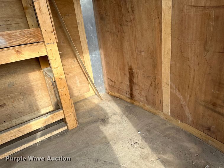 image for item LR9286 2012 Royal Cargo enclosed cargo trailer