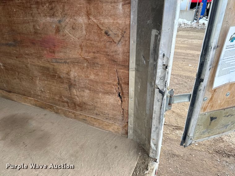 image for item LR9286 2012 Royal Cargo enclosed cargo trailer