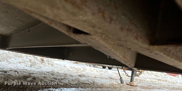 image for item LR9286 2012 Royal Cargo enclosed cargo trailer