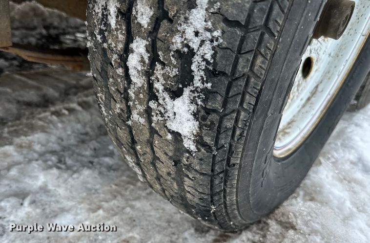 image for item LR9286 2012 Royal Cargo enclosed cargo trailer