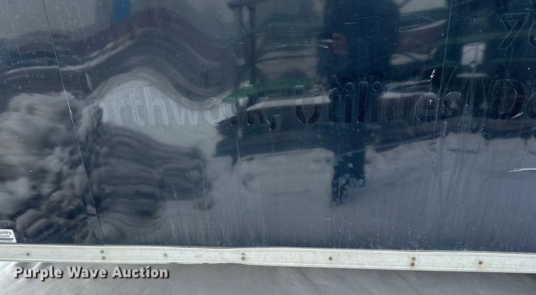 image for item LR9287 2018 Cross enclosed cargo trailer