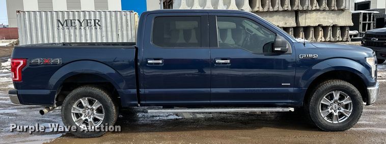 image for item LR9290 2015 Ford  F150 XLT SuperCrew pickup truck