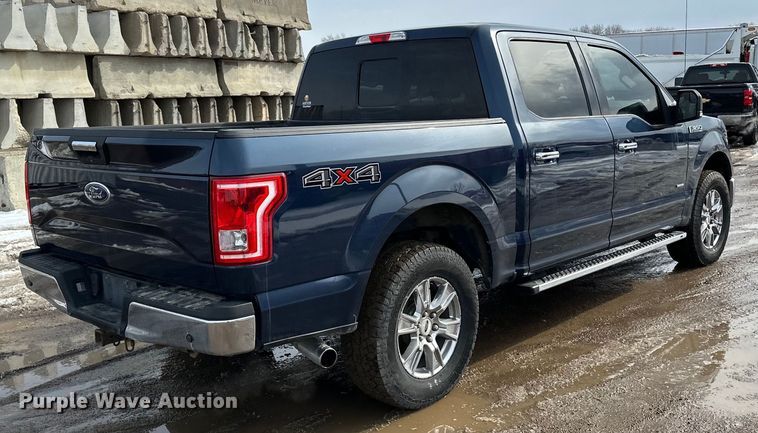 image for item LR9290 2015 Ford  F150 XLT SuperCrew pickup truck
