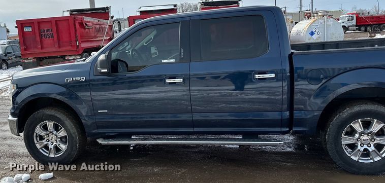image for item LR9290 2015 Ford  F150 XLT SuperCrew pickup truck