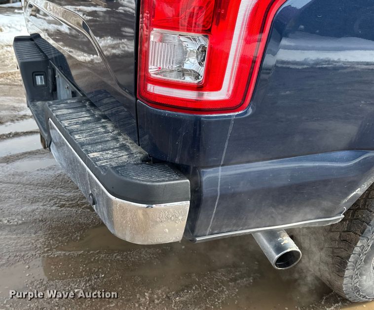 image for item LR9290 2015 Ford  F150 XLT SuperCrew pickup truck