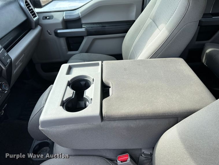 image for item LR9290 2015 Ford  F150 XLT SuperCrew pickup truck