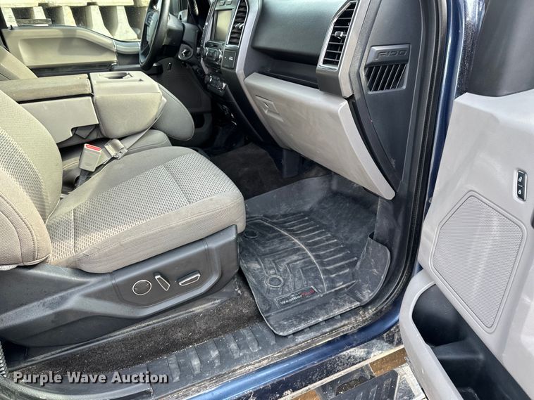 image for item LR9290 2015 Ford  F150 XLT SuperCrew pickup truck