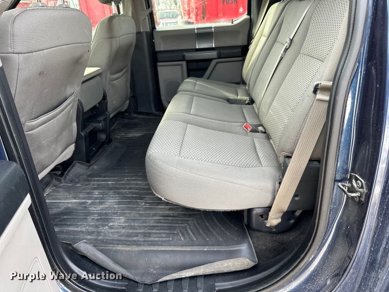 image for item LR9290 2015 Ford  F150 XLT SuperCrew pickup truck