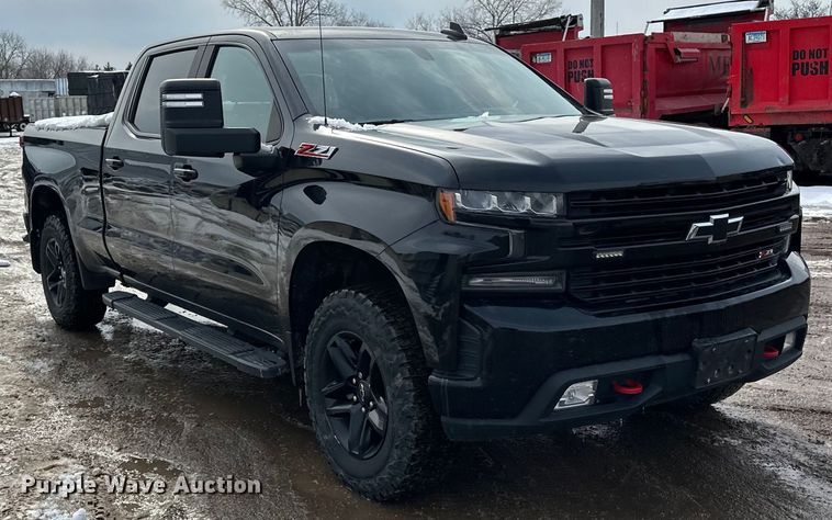 image for item LR9291 2020 Chevrolet  Silverado 1500 Crew Cab pickup truck