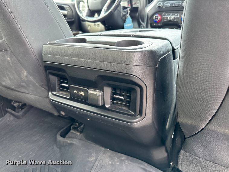 image for item LR9291 2020 Chevrolet  Silverado 1500 Crew Cab pickup truck