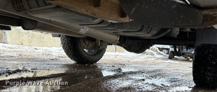 image for item LR9291 2020 Chevrolet  Silverado 1500 Crew Cab pickup truck