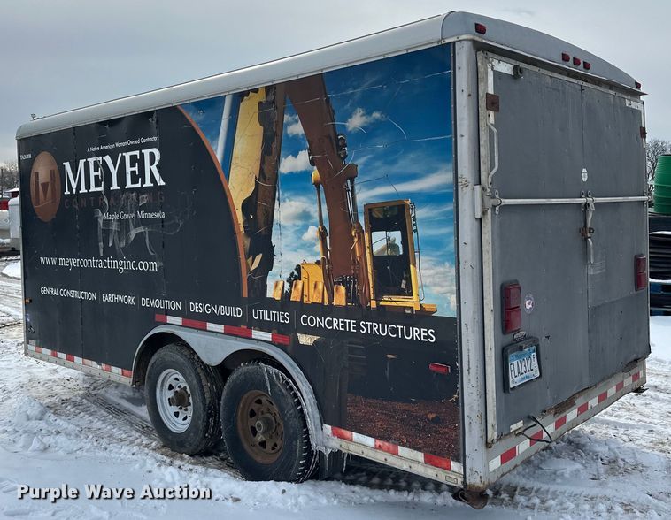 image for item LR9292 2000 Wells Cargo Inc enclosed cargo trailer