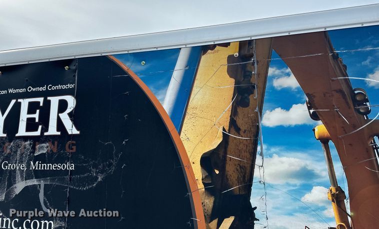 image for item LR9292 2000 Wells Cargo Inc enclosed cargo trailer