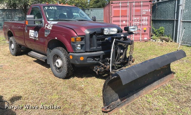 image for item LV9879 2008 Ford  F250 Super Duty XL pickup truck