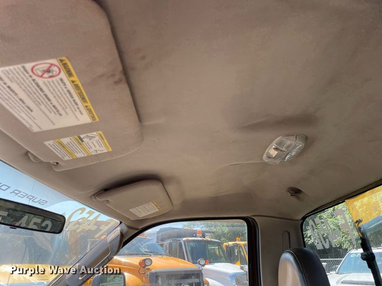 image for item LV9879 2008 Ford  F250 Super Duty XL pickup truck