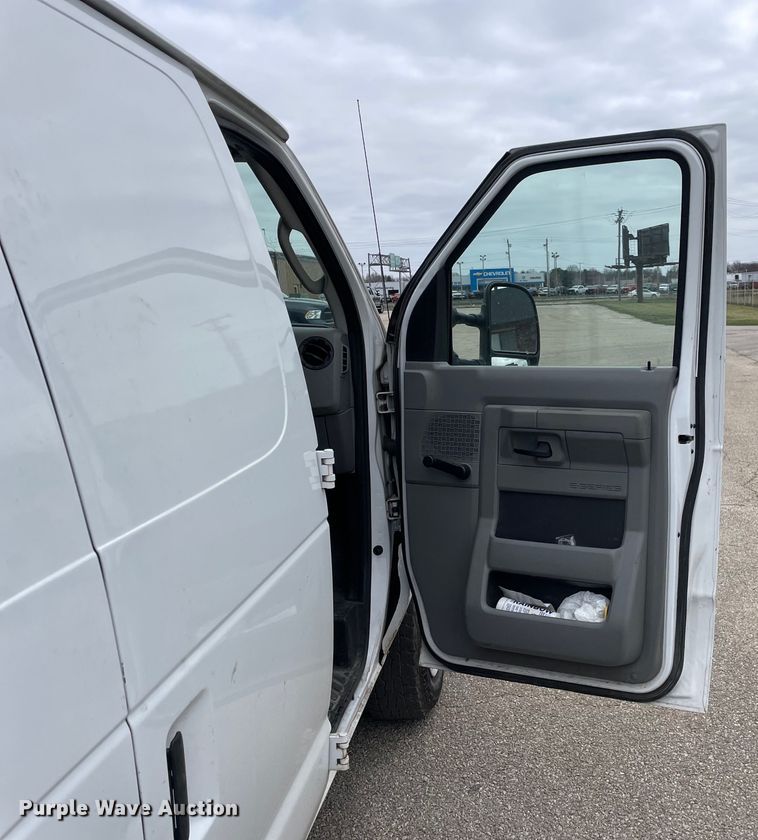 image for item LW9020 2012 Ford  E150 van