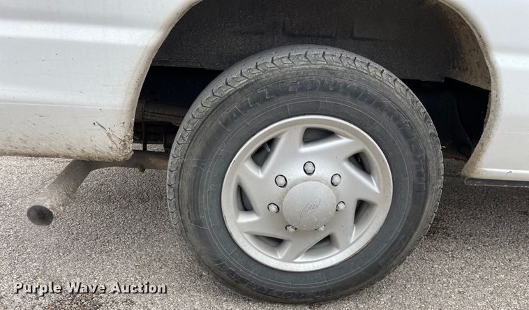 image for item LW9020 2012 Ford  E150 van