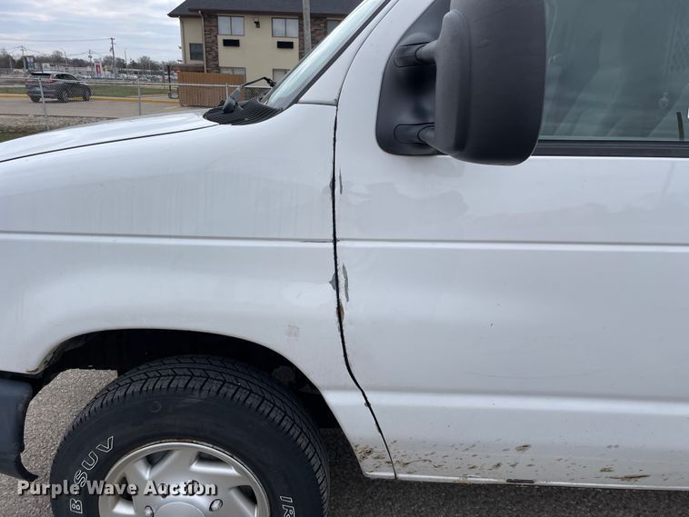 image for item LW9022 2012 Ford  E150 van