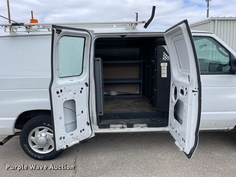 image for item LW9022 2012 Ford  E150 van