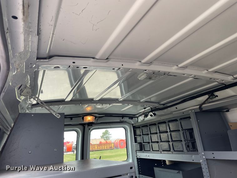 image for item LW9022 2012 Ford  E150 van