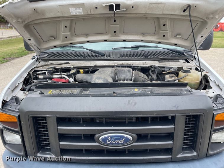 image for item LW9022 2012 Ford  E150 van