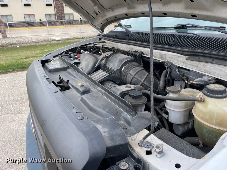 image for item LW9022 2012 Ford  E150 van