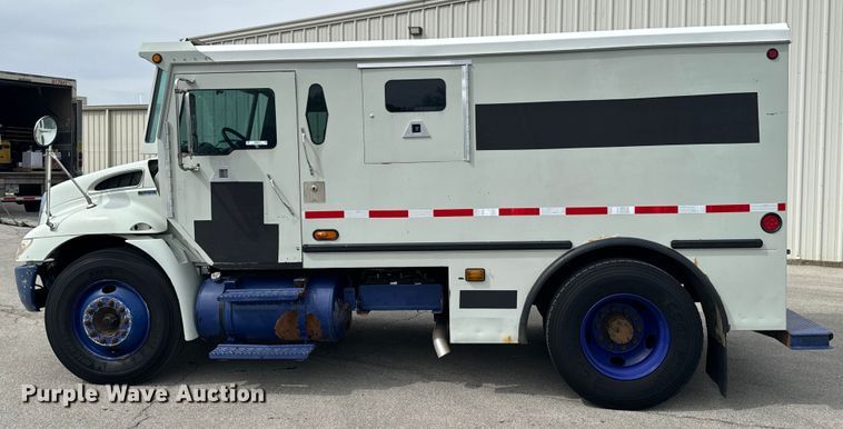 image for item MB9618 2010 International 4300 armored truck