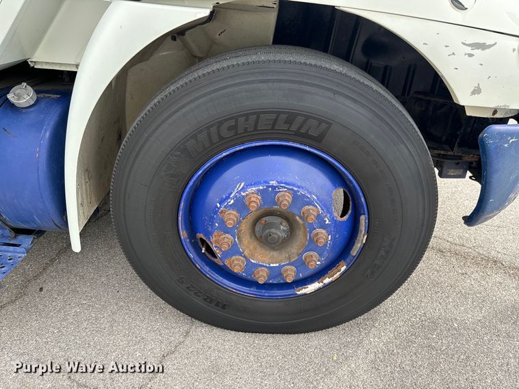 image for item MB9618 2010 International 4300 armored truck