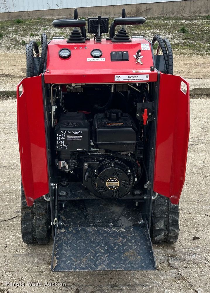 image for item MO9232 2024 EGN EG360 compact utility loader