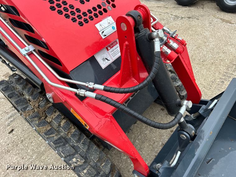 image for item MO9232 2024 EGN EG360 compact utility loader