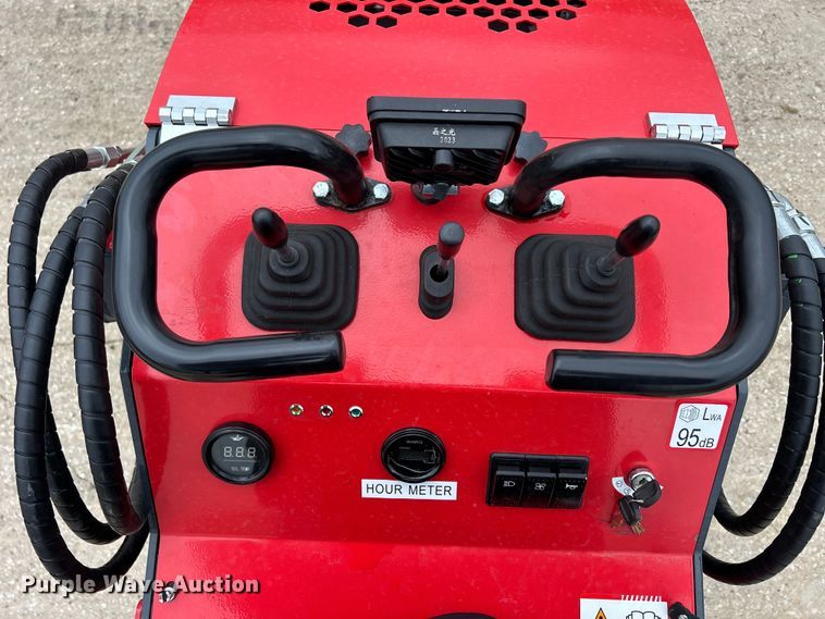 image for item MO9232 2024 EGN EG360 compact utility loader