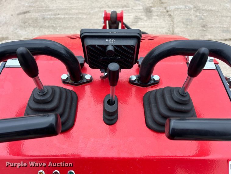 image for item MO9232 2024 EGN EG360 compact utility loader