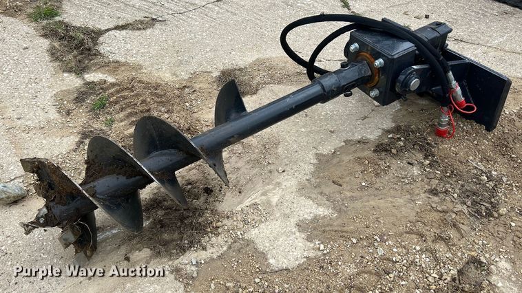 image for item MO9233 2023 Wolverine  MAD-12-12D compact utility loader auger