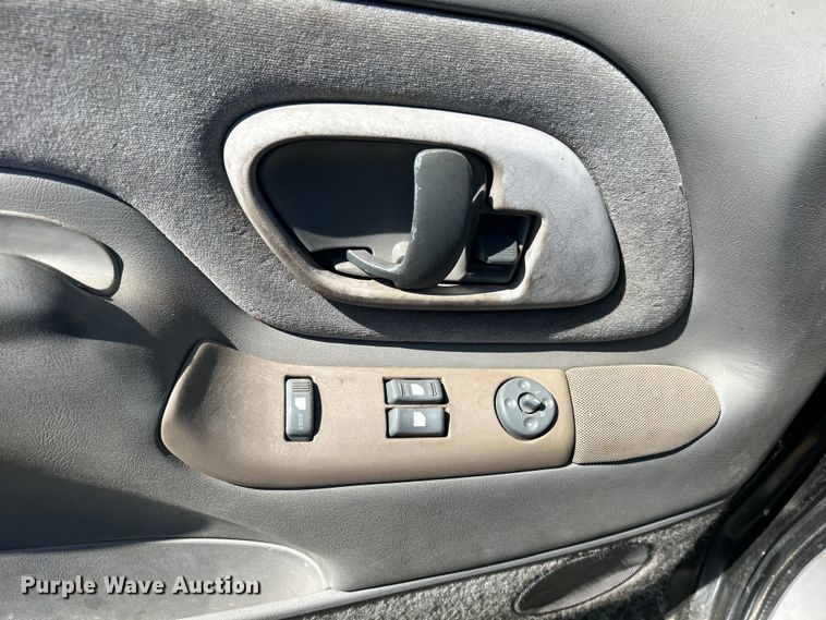 image for item NB9349 1996 Chevrolet C1500 Ext. Cab pickup truck