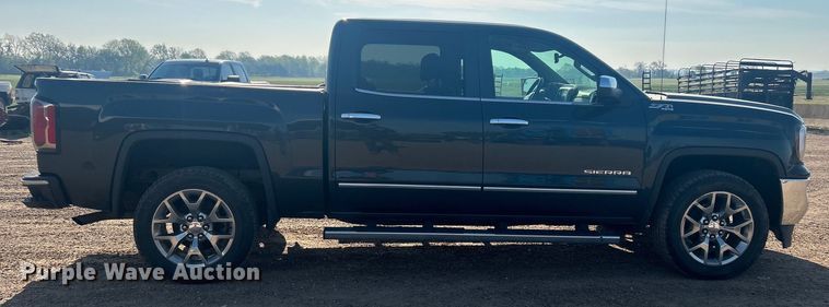 image for item NB9376 2018 GMC Sierra 1500 Crew Cab pickup truck