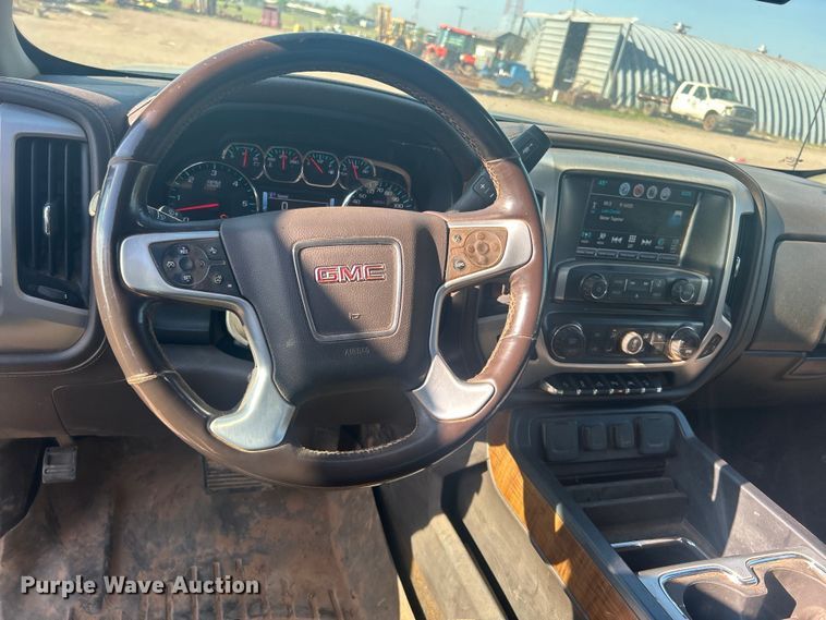 image for item NB9376 2018 GMC Sierra 1500 Crew Cab pickup truck