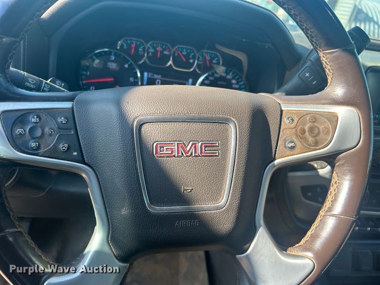 image for item NB9376 2018 GMC Sierra 1500 Crew Cab pickup truck