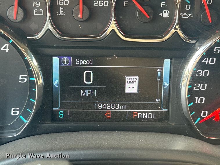 image for item NB9376 2018 GMC Sierra 1500 Crew Cab pickup truck