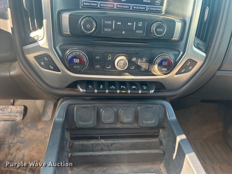 image for item NB9376 2018 GMC Sierra 1500 Crew Cab pickup truck