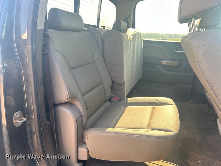 image for item NB9376 2018 GMC Sierra 1500 Crew Cab pickup truck